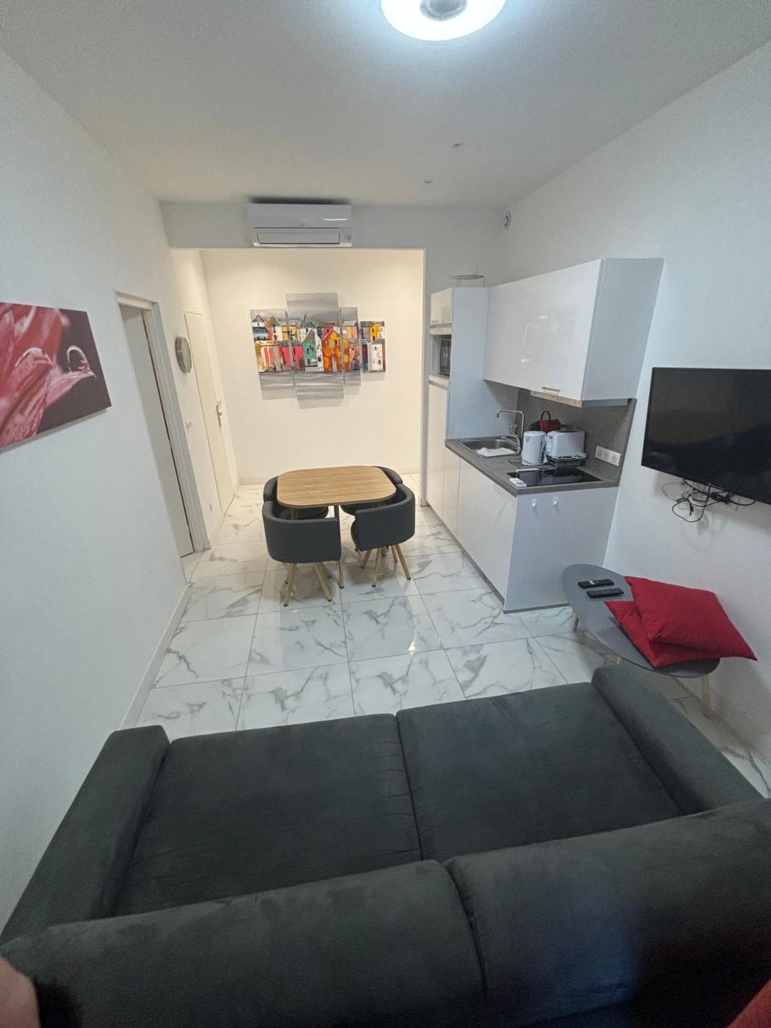 Appartement 4 Couchages Idealement Place Promenade Des Anglais / Cours Saleya Nice Exteriér fotografie